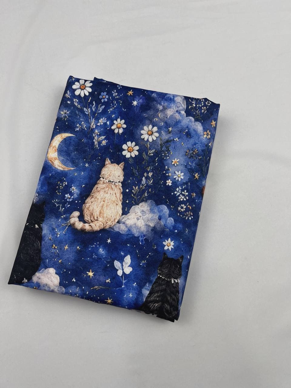 گربه مهتاب ژاکارد ساتنی
